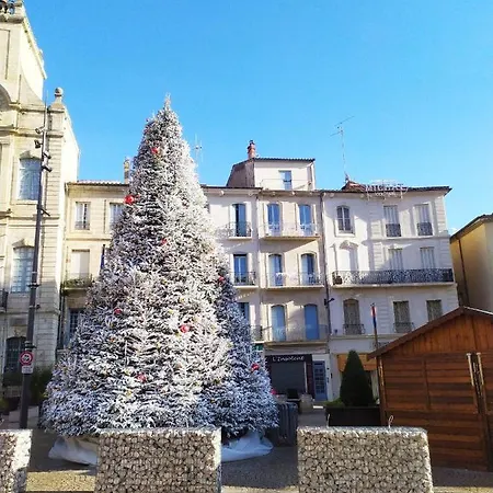 Place De La Mairie Apartment